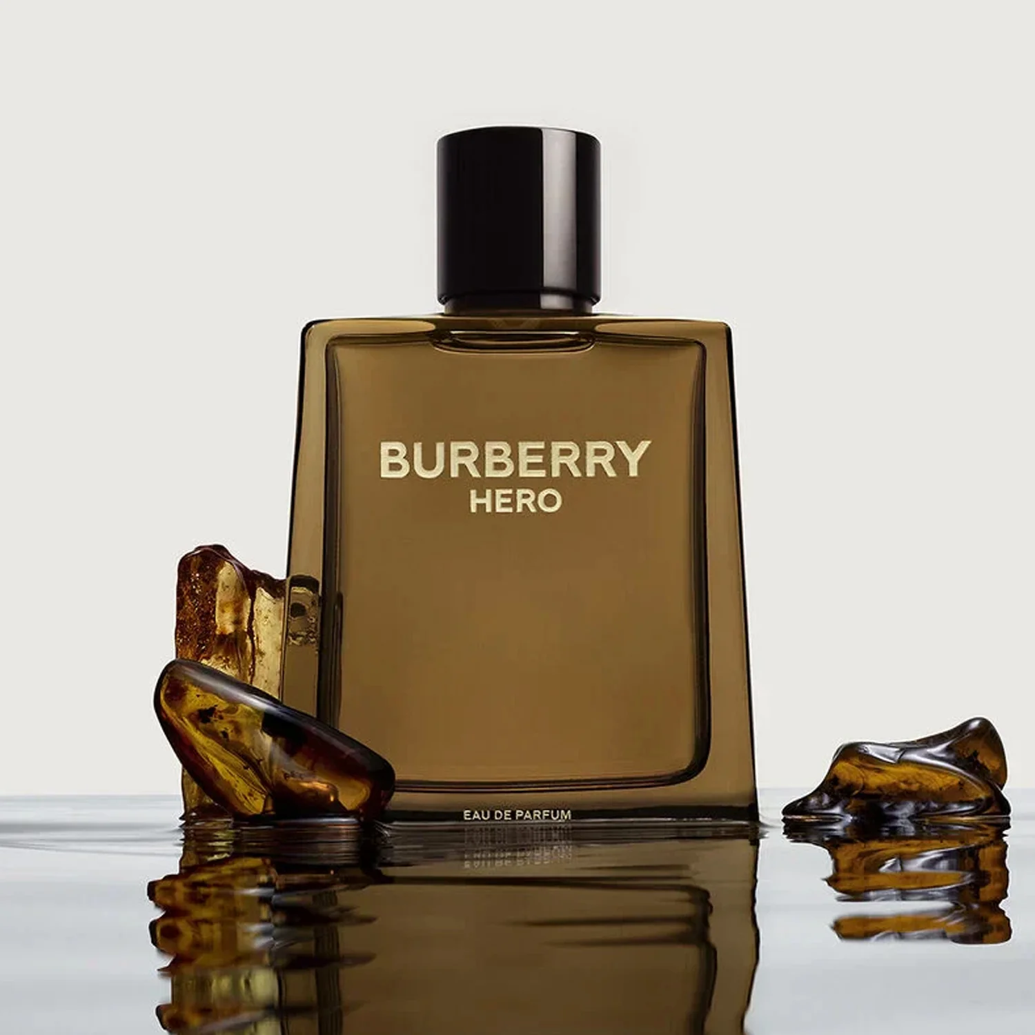 BURBERRY HERO MEN PARFUM 100ML - Image 3