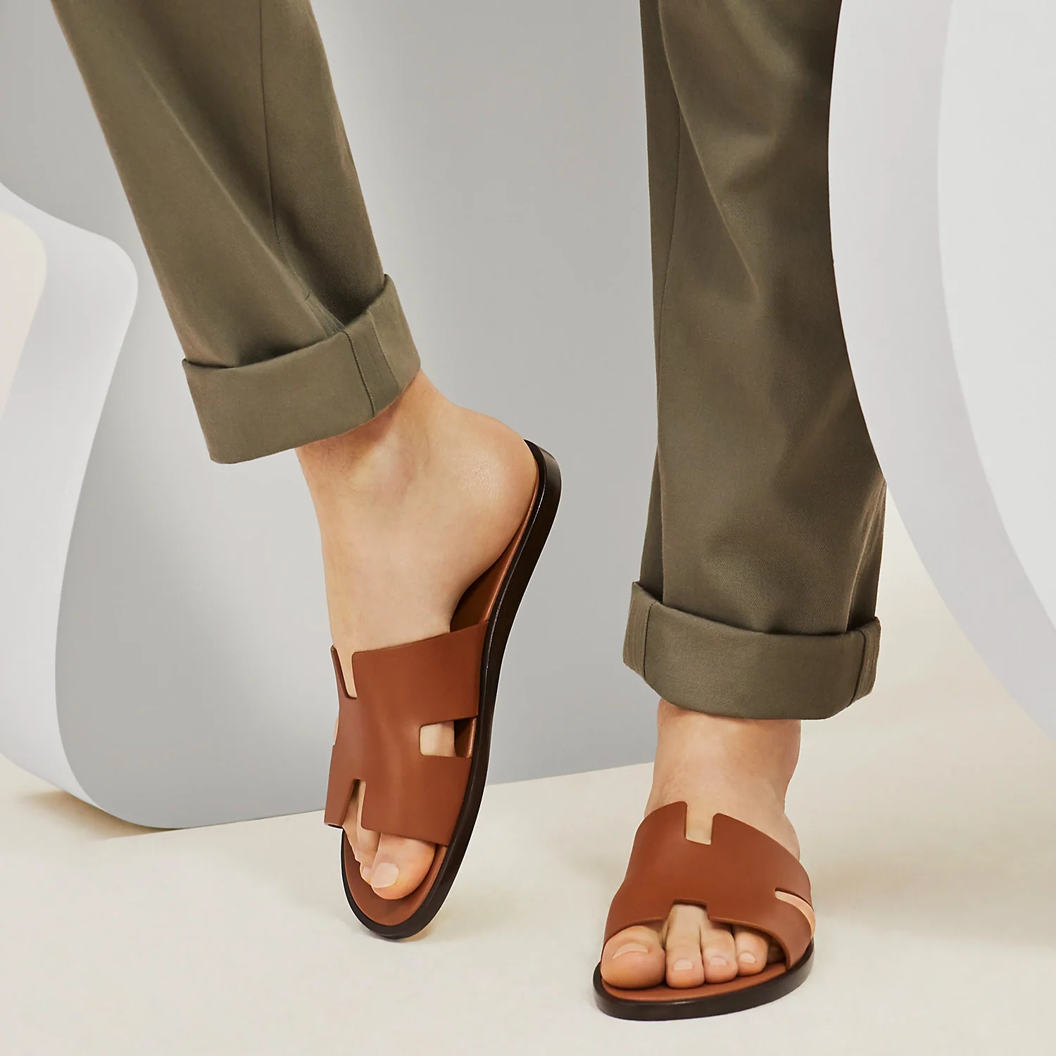 Hermes Izmir Sandal Men Smooth Leather - Image 2