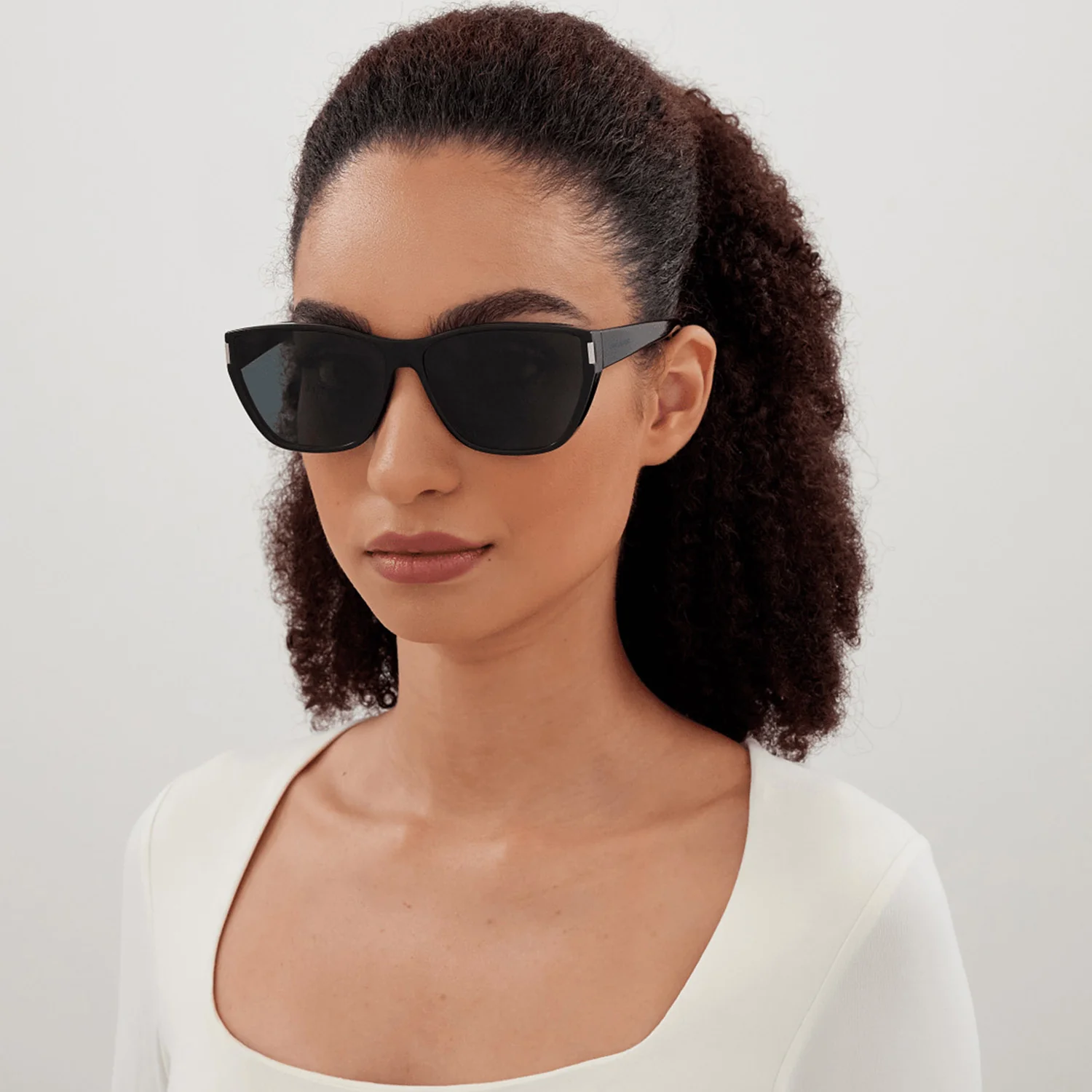CORNER ANGLE SOFT CAT EYE SHAPE - Image 4