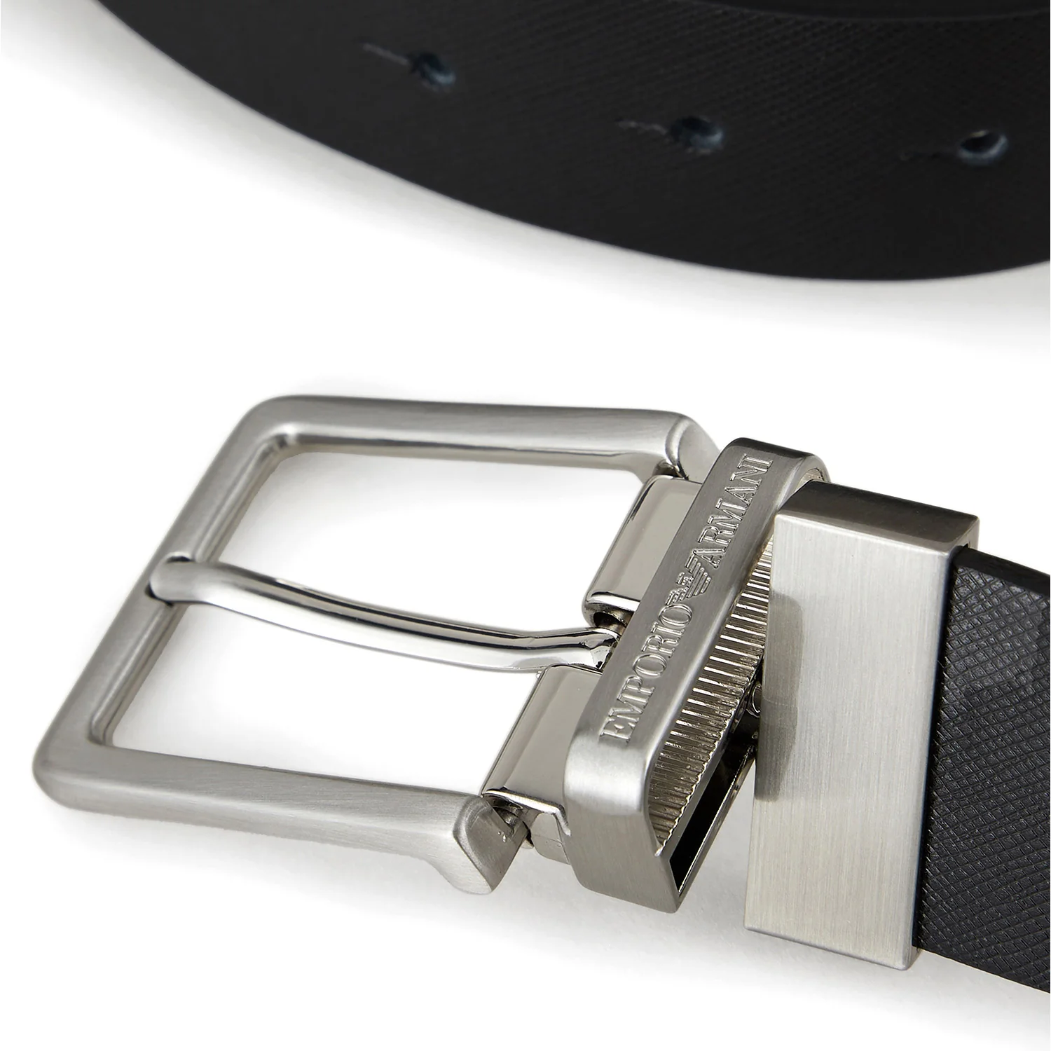 Gift Box With Reversible Belt Interchangeable Buckle - Image 2